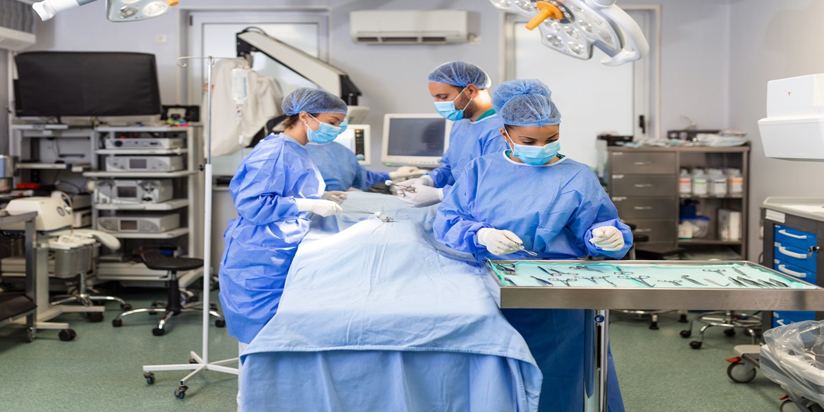How do you choose operating tables for your hospital?